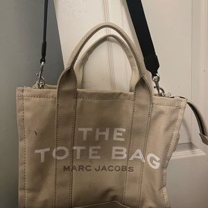 SMALL MARC JACOBS TOTE BAG
